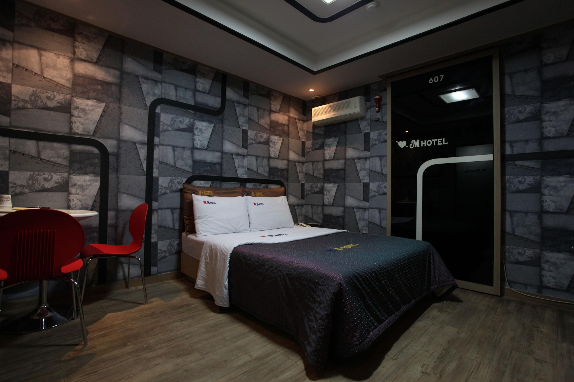 M Motel Songtan Pchjongtchek Exteriér fotografie