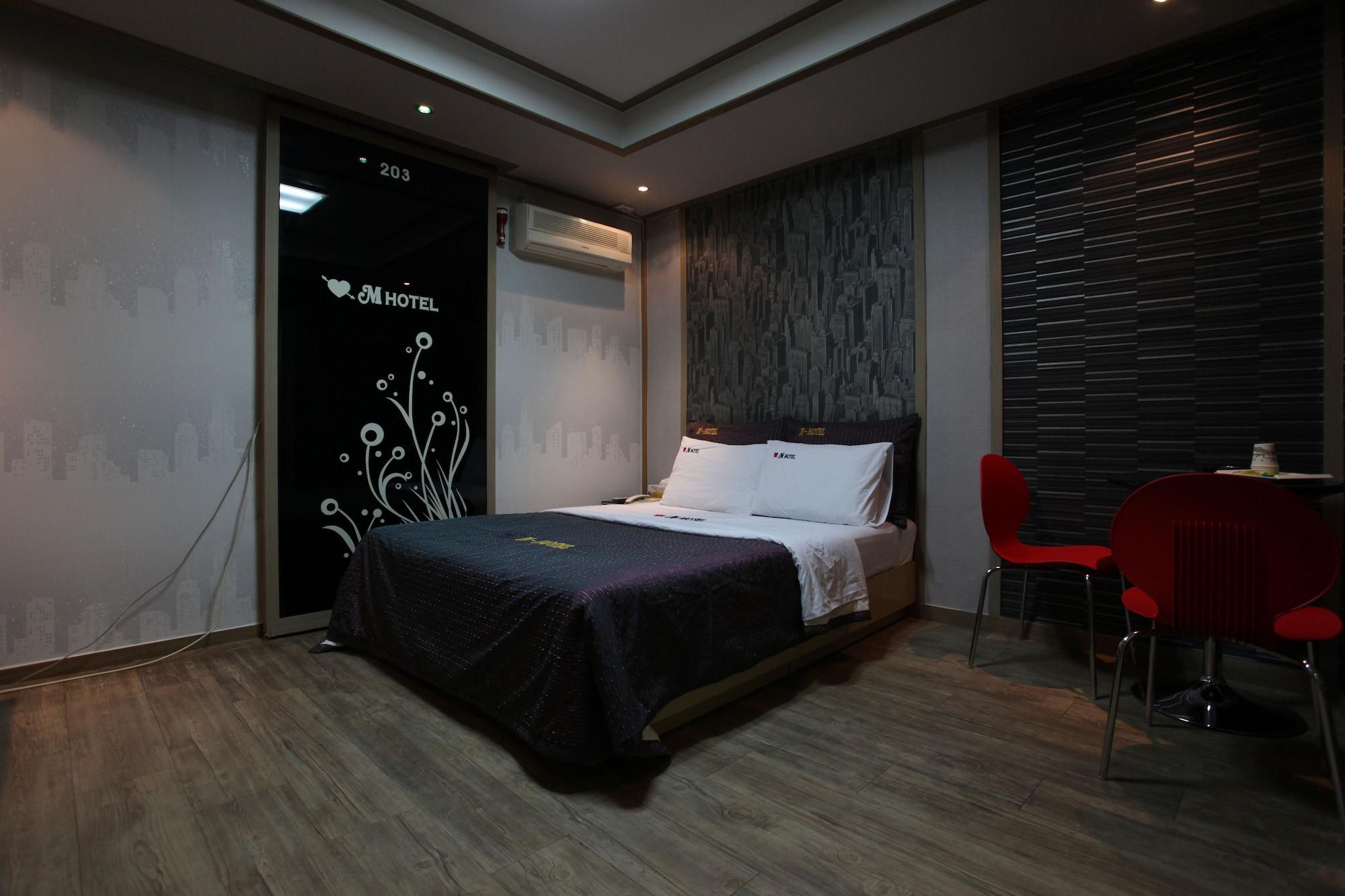 M Motel Songtan Pchjongtchek Exteriér fotografie