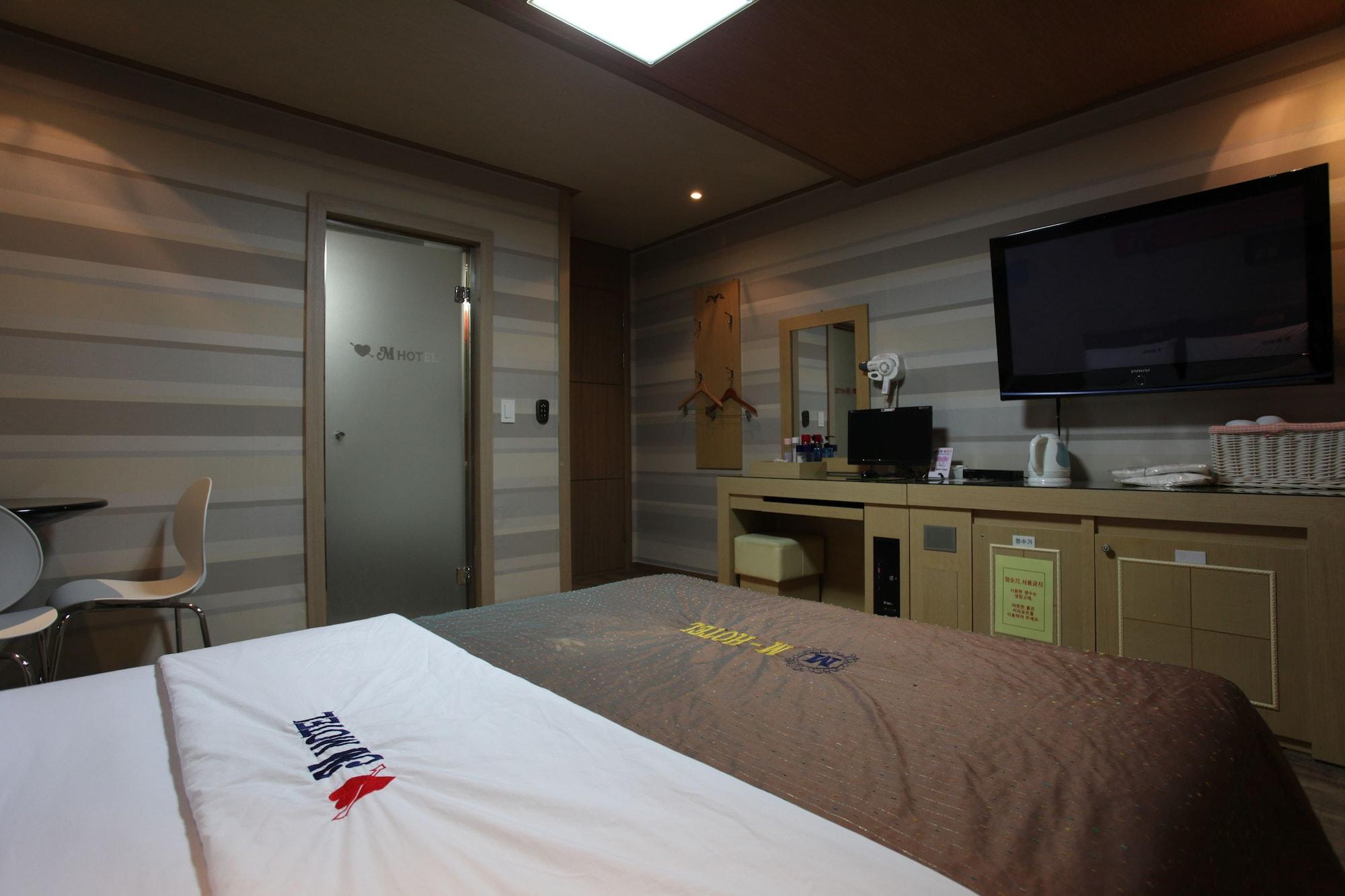 M Motel Songtan Pchjongtchek Exteriér fotografie